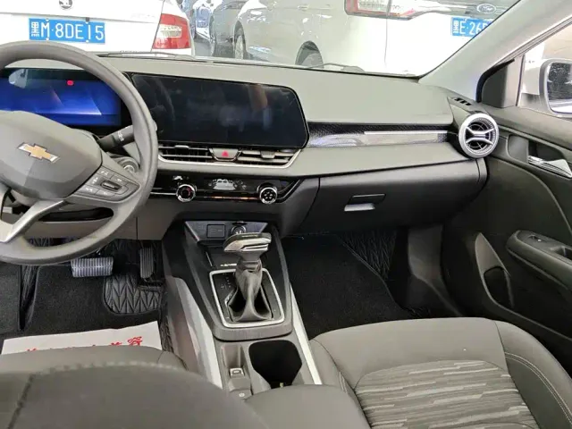 Chevrolet Monza — Фото автомобиля 13