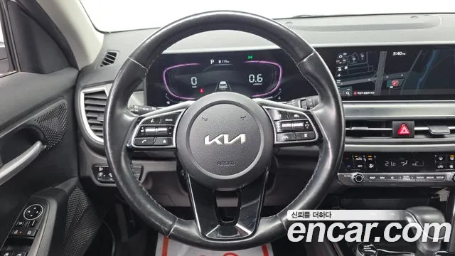 Kia Seltos New — Фото автомобиля 20