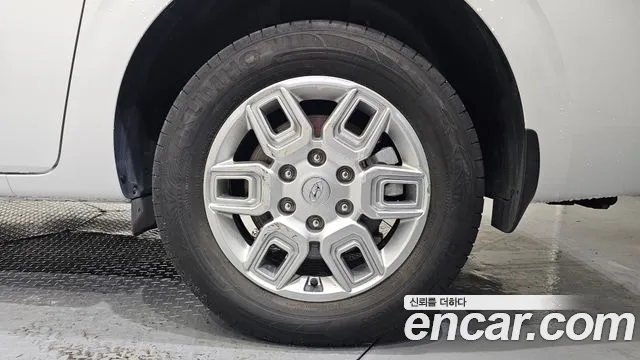 Hyundai Staria Staria L3.5 Инвалидная коляска Подъёмник/Slope — Фото автомобиля 21