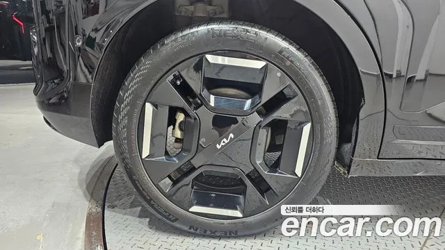 Kia EV3 — Фото автомобиля 4