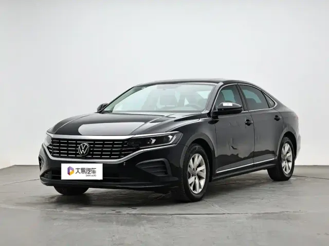 Фотография автомобиля — Volkswagen Passat