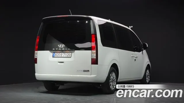 Hyundai Staria Staria Карго 5 мест — Фото автомобиля 2