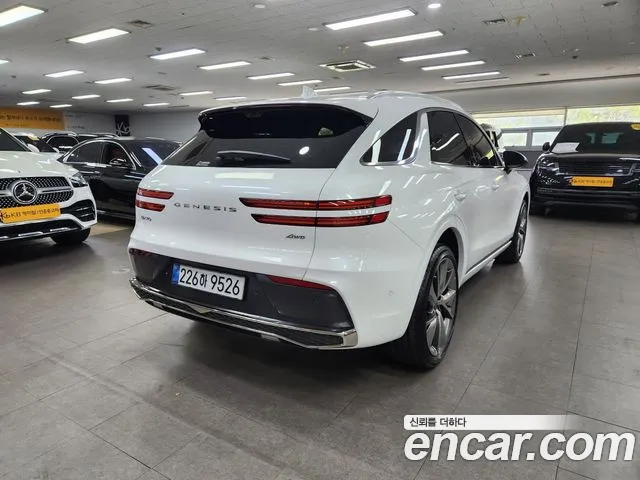 Genesis GV70 2.5T Бензин AWD — Фото автомобиля 2
