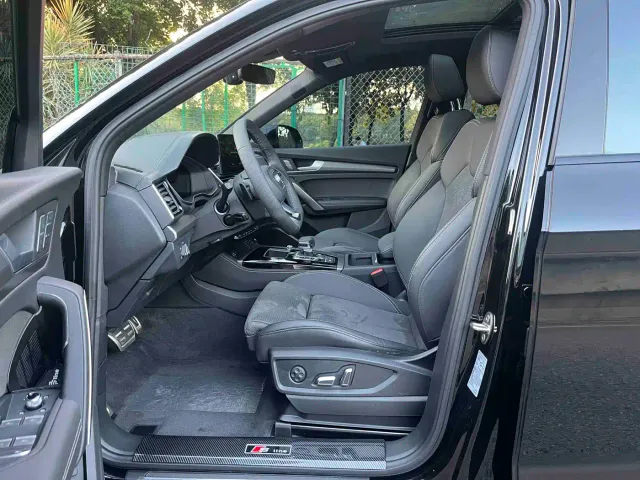 Audi Q5L Sportback — Фото автомобиля 6