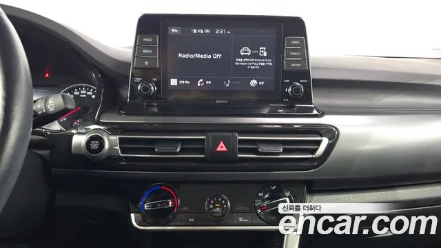 Kia Seltos — Фото автомобиля 14