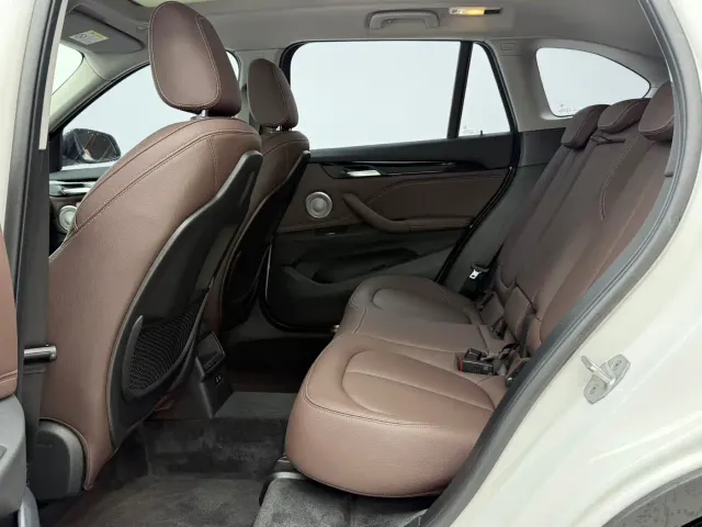 BMW X1 — Фото автомобиля 10