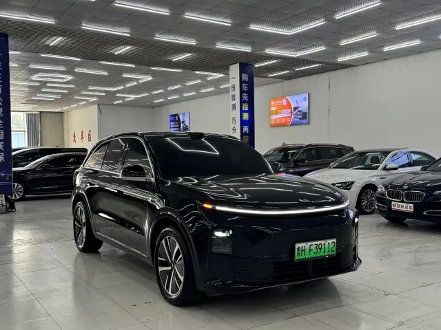 Li Auto L6 — Фото автомобиля 3