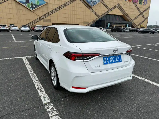 Toyota Corolla — Фото автомобиля 4
