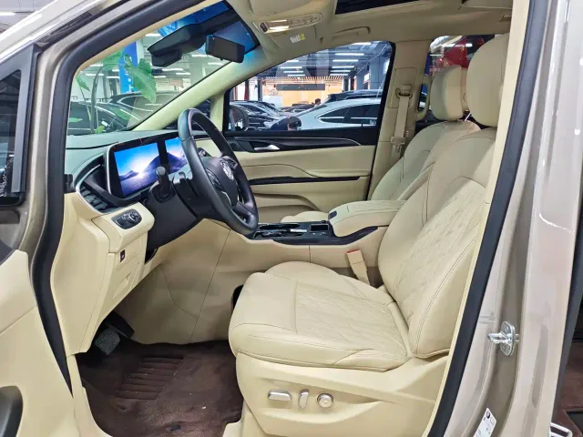 Buick Buick GL8 2023 ES Landmaster Luxury — Фото автомобиля 5