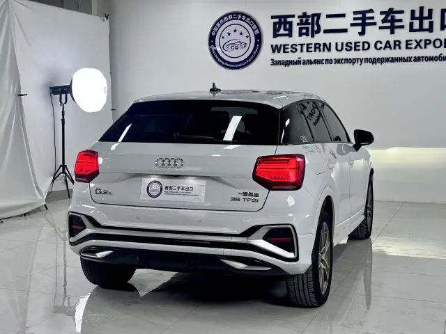 Audi Q2L — Фото автомобиля 26
