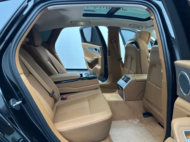 Hongqi H9 — Фото автомобиля 23