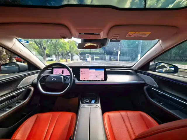 Xpeng P7 — Фото автомобиля 8