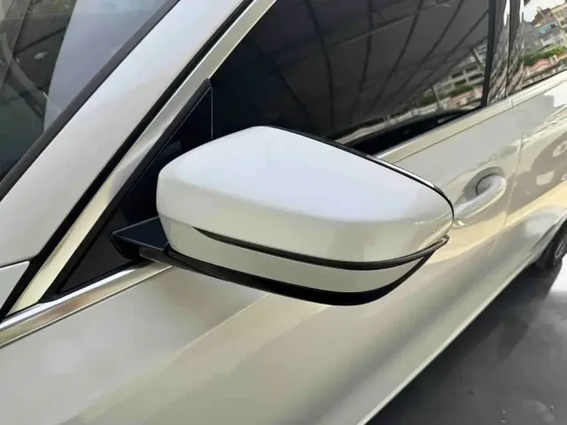 BMW 3 Series — Фото автомобиля 25
