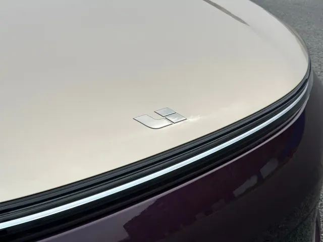Li Auto L9 — Фото автомобиля 5