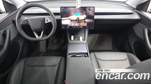 Tesla Model Y — Фото автомобиля 6
