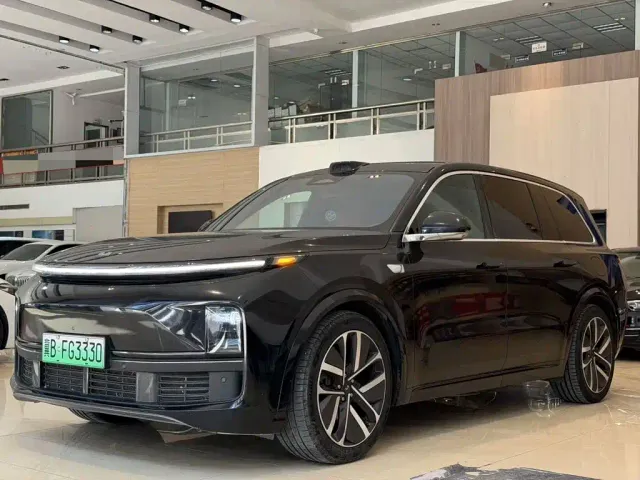 Фотография автомобиля — Li Auto L9