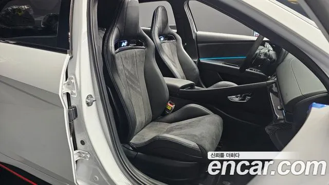 Hyundai AVANTE — Фото автомобиля 11