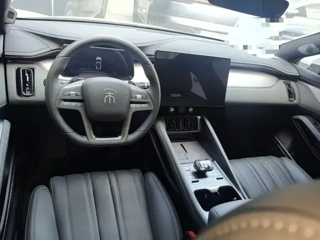 BYD Song L EV — Фото автомобиля 9