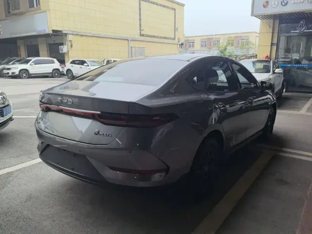 BYD Qin PLUS — Фото автомобиля 6