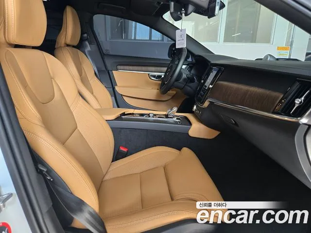 Volvo V90 — Фото автомобиля 8