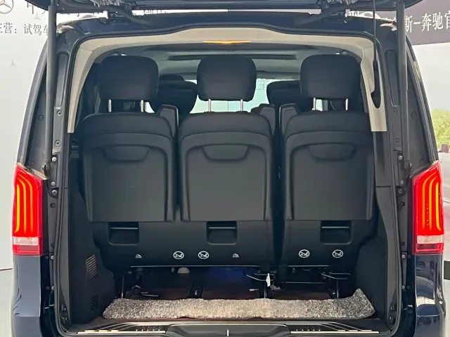 Mercedes-Benz V-Class — Фото автомобиля 6