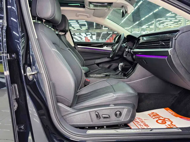 Volkswagen Passat — Фото автомобиля 10