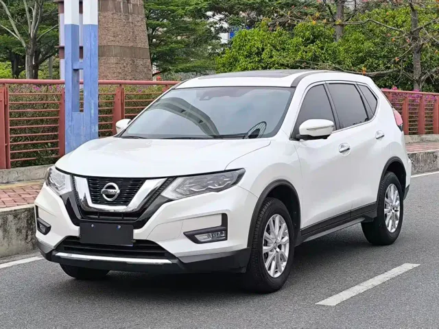 Фотография автомобиля — Nissan X-Trail