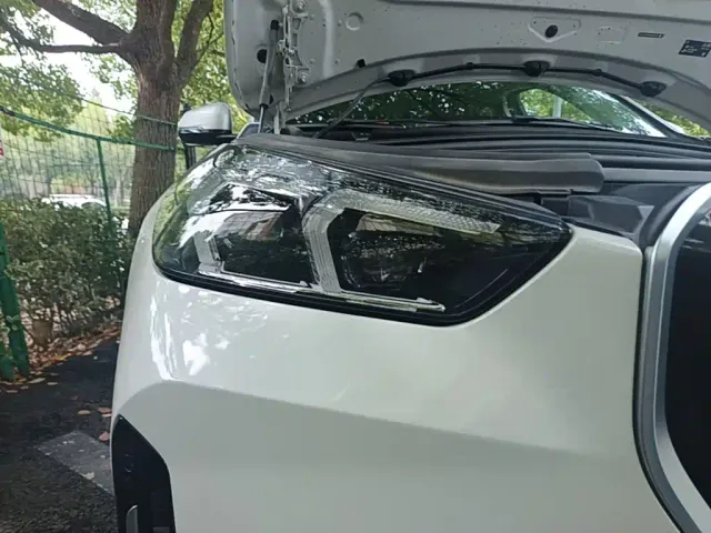 BMW X1 — Фото автомобиля 10