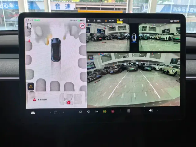 Tesla Model Y — Фото автомобиля 10