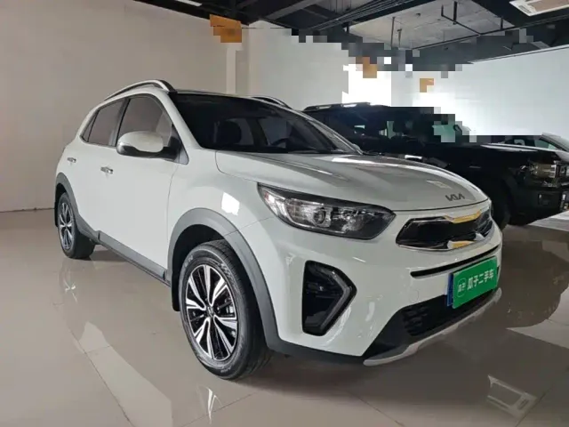 Kia KX1 — Фото автомобиля 3