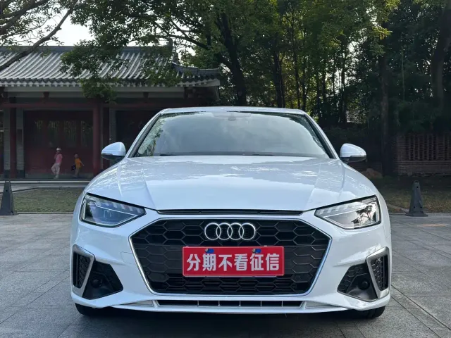 Audi A4L — Фото автомобиля 2