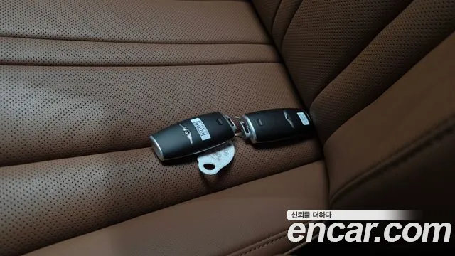 Genesis G80 RG3 — Фото автомобиля 21