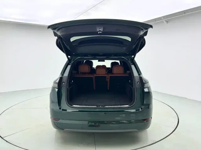 Li Auto L7 — Фото автомобиля 7