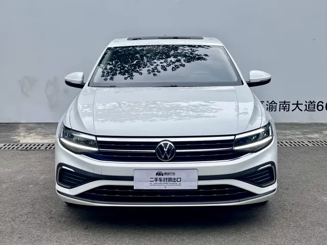Volkswagen Bora — Фото автомобиля 2