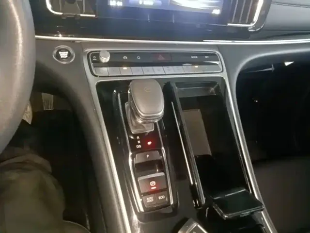 GAC Trumpchi M8 — Фото автомобиля 13
