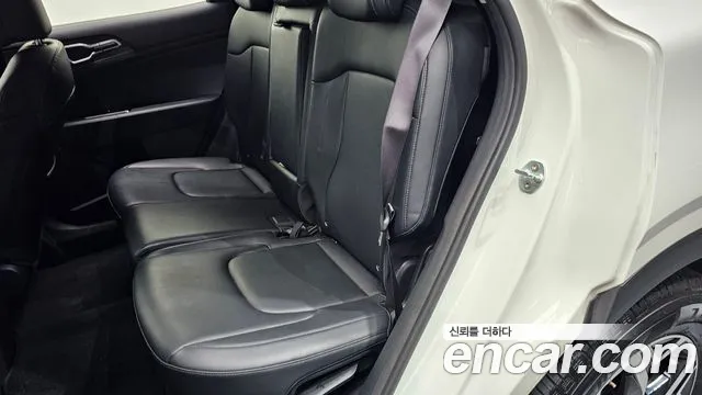 Kia Sportage Sportage 5-е поколение Бензин 1.6 турбо 2WD — Фото автомобиля 28