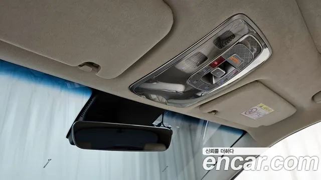 Genesis GV70 2.5T Бензин AWD — Фото автомобиля 15