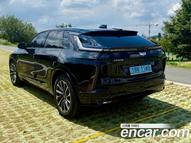 Cadillac Lyriq Lyriq Sport — Фото автомобиля 4