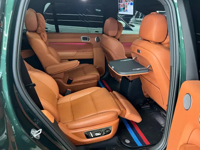 Li Auto L9 — Фото автомобиля 12