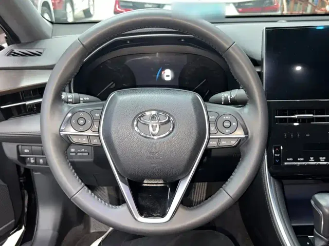 Toyota Avalon — Фото автомобиля 3