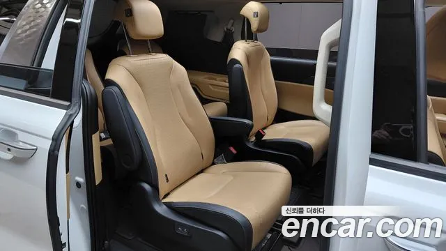 Kia Canival Carnival 4 поколение Бензин 9 мест Signature — Фото автомобиля 9