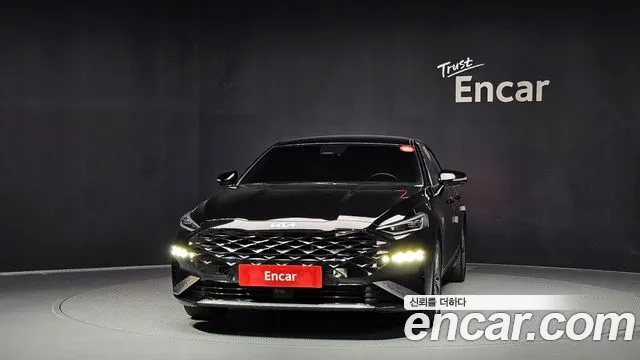 Kia K8 Hybrid — Фото автомобиля 3