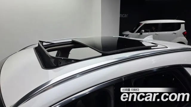 Genesis GV70 — Фото автомобиля 16