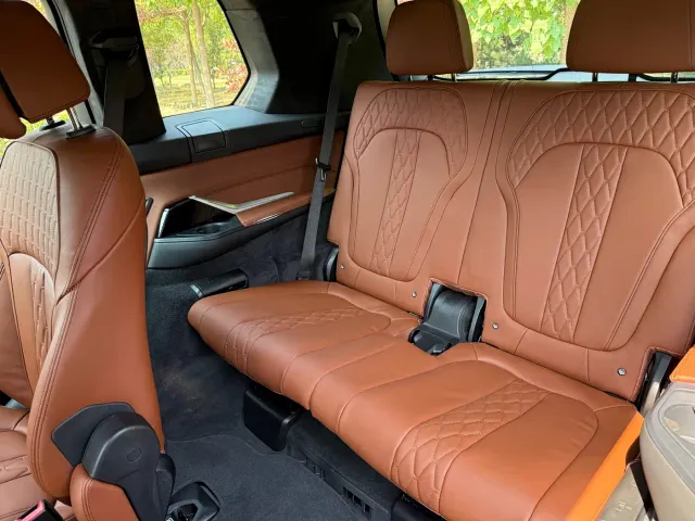 BMW X7 — Фото автомобиля 8