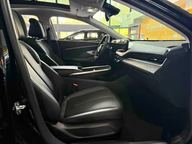 Buick LaCrosse — Фото автомобиля 16