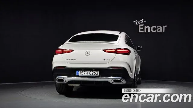 Mercedes-Benz GLE-Class — Фото автомобиля 4