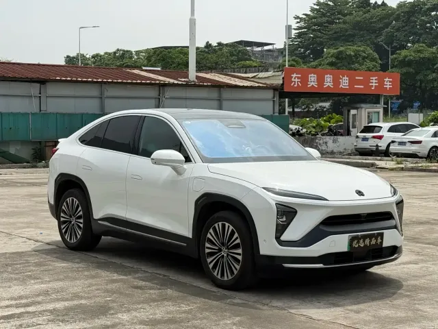 Nio EC6 — Фото автомобиля 3