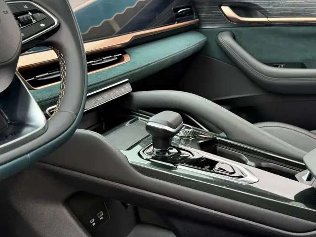 Geely Xingyue L — Фото автомобиля 11
