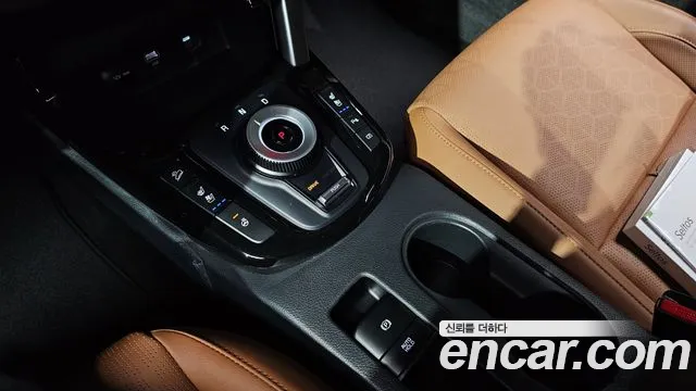Kia Seltos — Фото автомобиля 12
