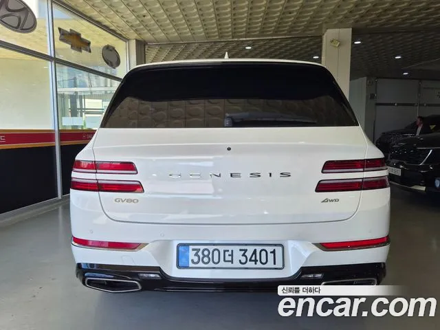 Genesis GV80 — Фото автомобиля 3